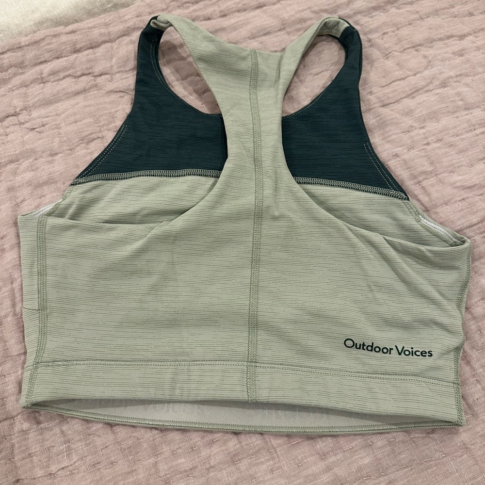 OV Crop Top - Picture 3 of 3